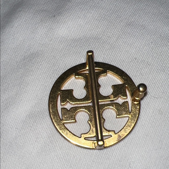 Tory Burch Black Belt with Gold Emblem - Picture 10 of 12